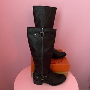 SO Black Leather Boots